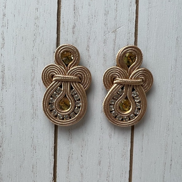 Elegant Gold Art Deco-Inspired Dangle Earrings - Stylish Soutache Earrings - Picture 2 of 10